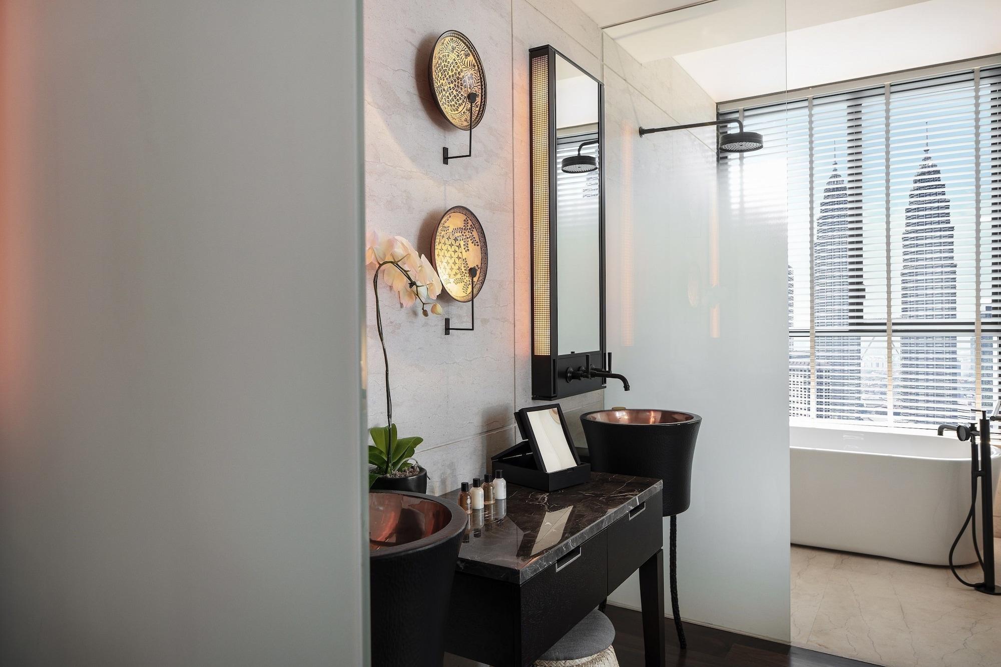 The Ruma And Residences Hotel 5*